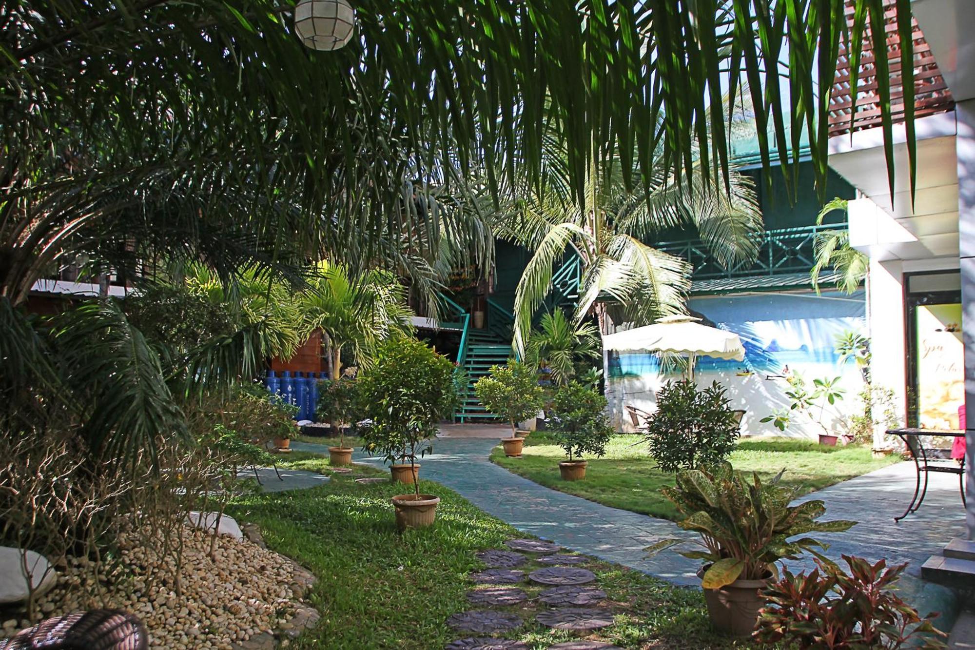 Palawan Uno Hotel Puerto Princesa Buitenkant foto